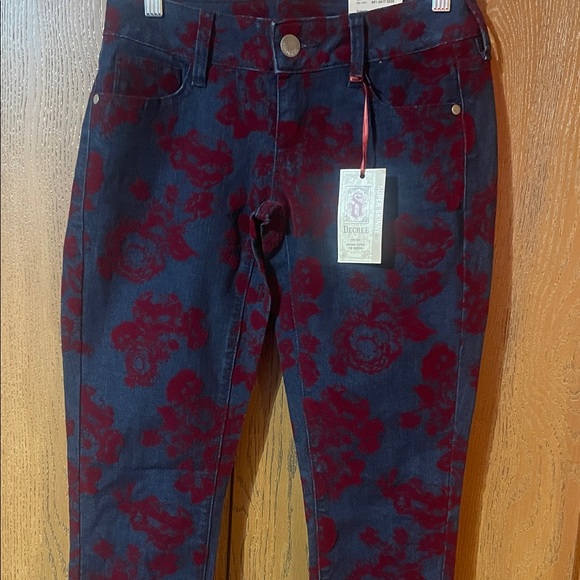 Decree Denim - Decree Dark Blue and Burgundy Floral Skinny Jeans